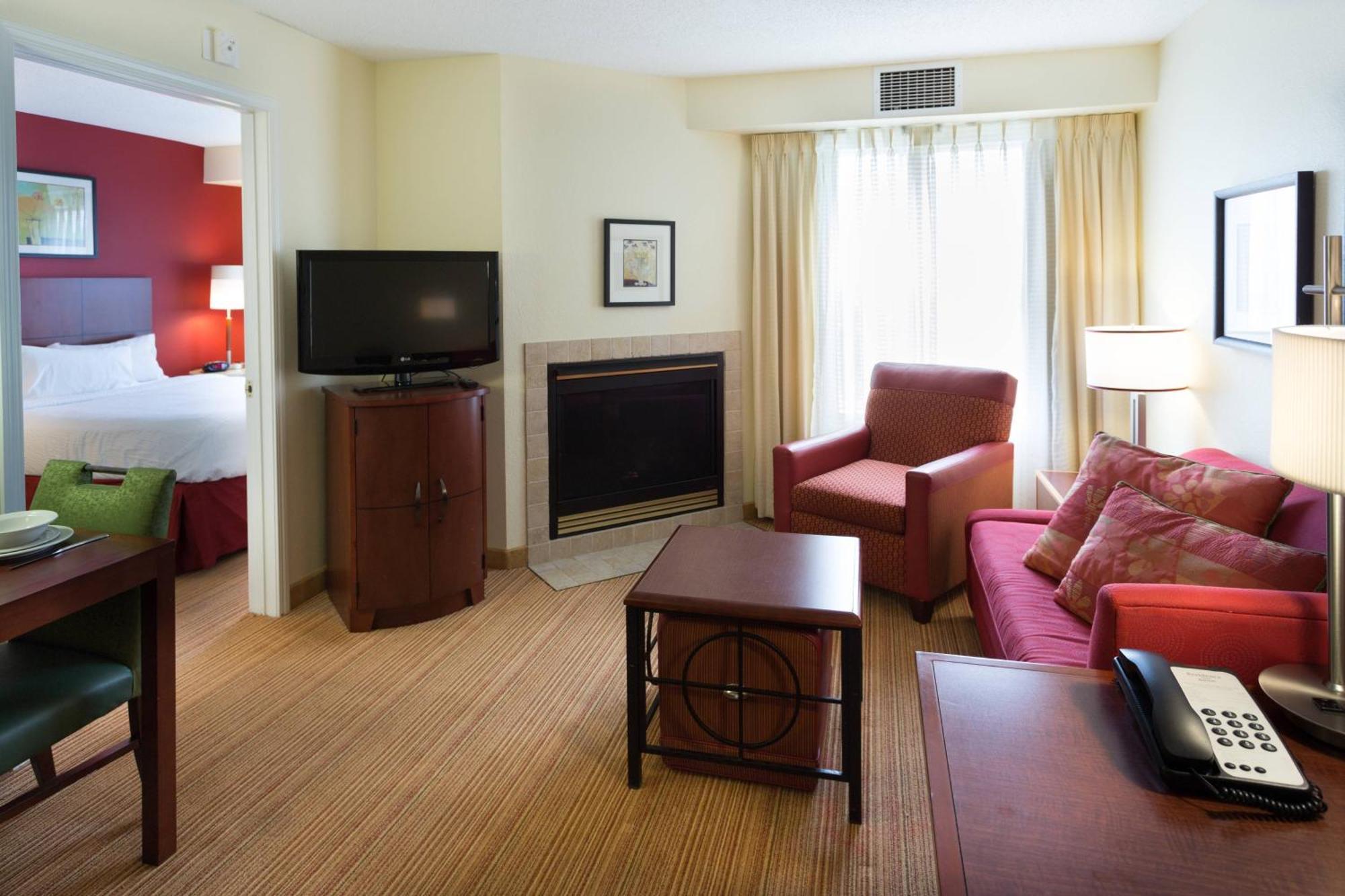 Residence Inn By Marriott Fort Collins Esterno foto