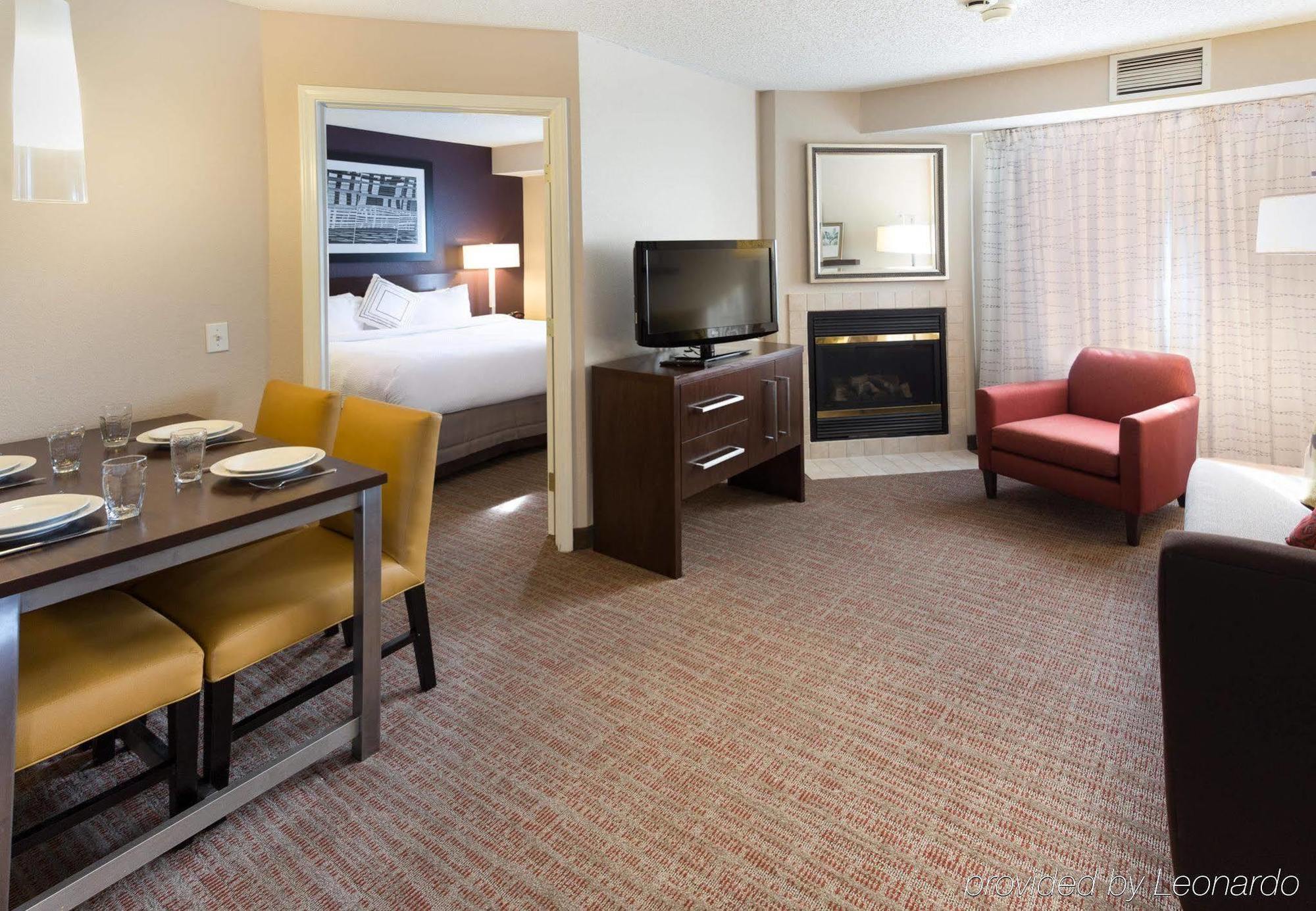 Residence Inn By Marriott Fort Collins Esterno foto